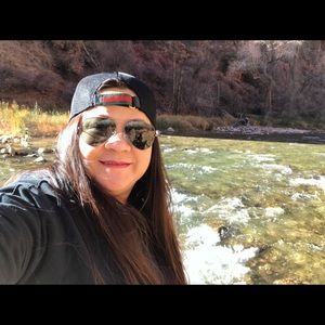 Meet your Posher, Maria rosario